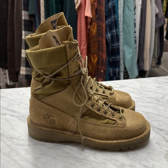 Danner Women's Marine Hot 26027 USMC Certified Combat Boot Size 7.5 - Picture 1 of 16